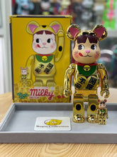 BE@RBRICK x 招财猫 Peko-chan 金色镀铬 100%+400% (2017 年发售) bearbrick